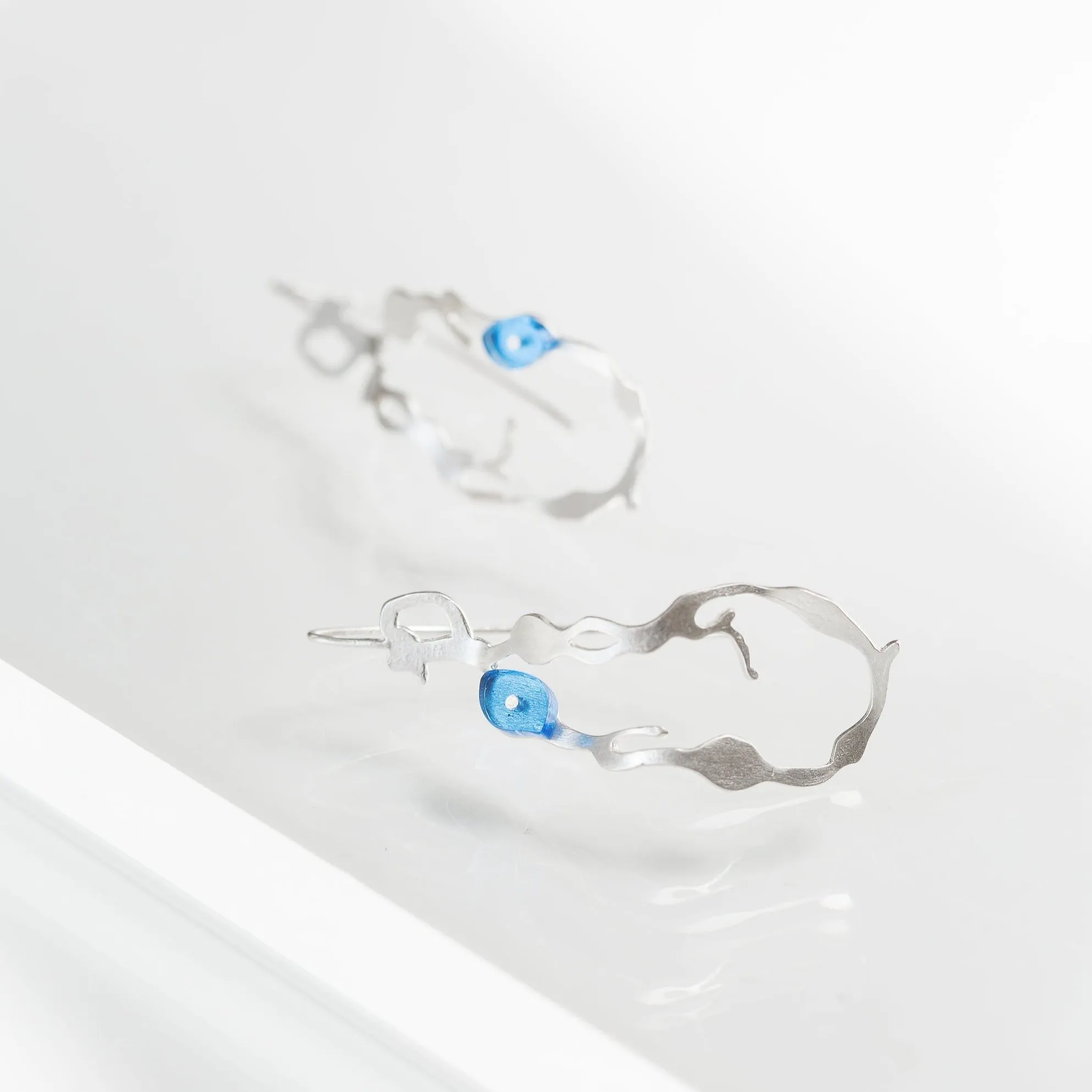 Chandelier Seaweed Earrings in Brushed Silver