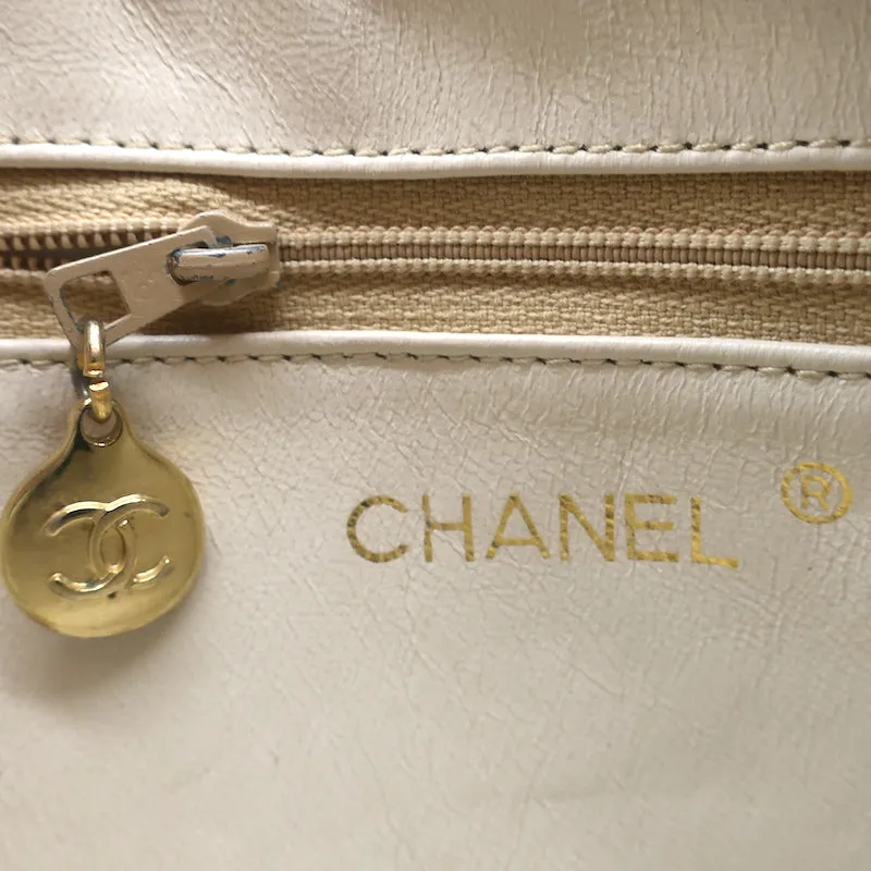 Vintage Chanel Quilted Tassel Camera Bag Beige Leather Chain Strap Shoulder Bag